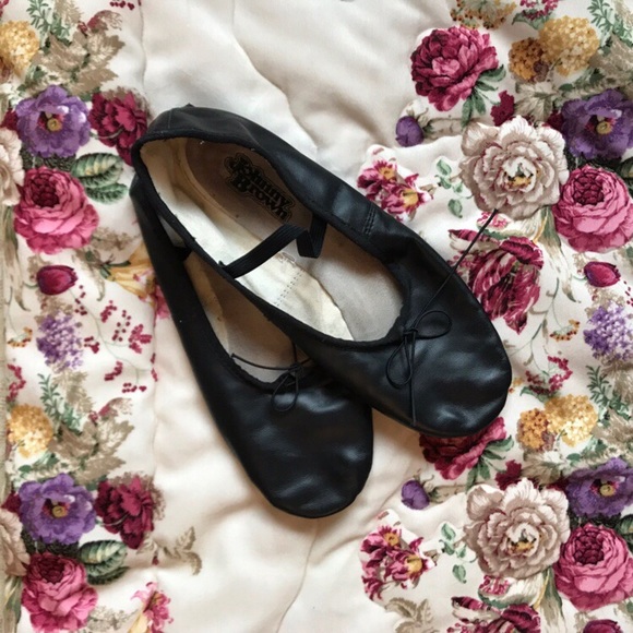 black leather ballet dance shoes - Picture 2 of 4